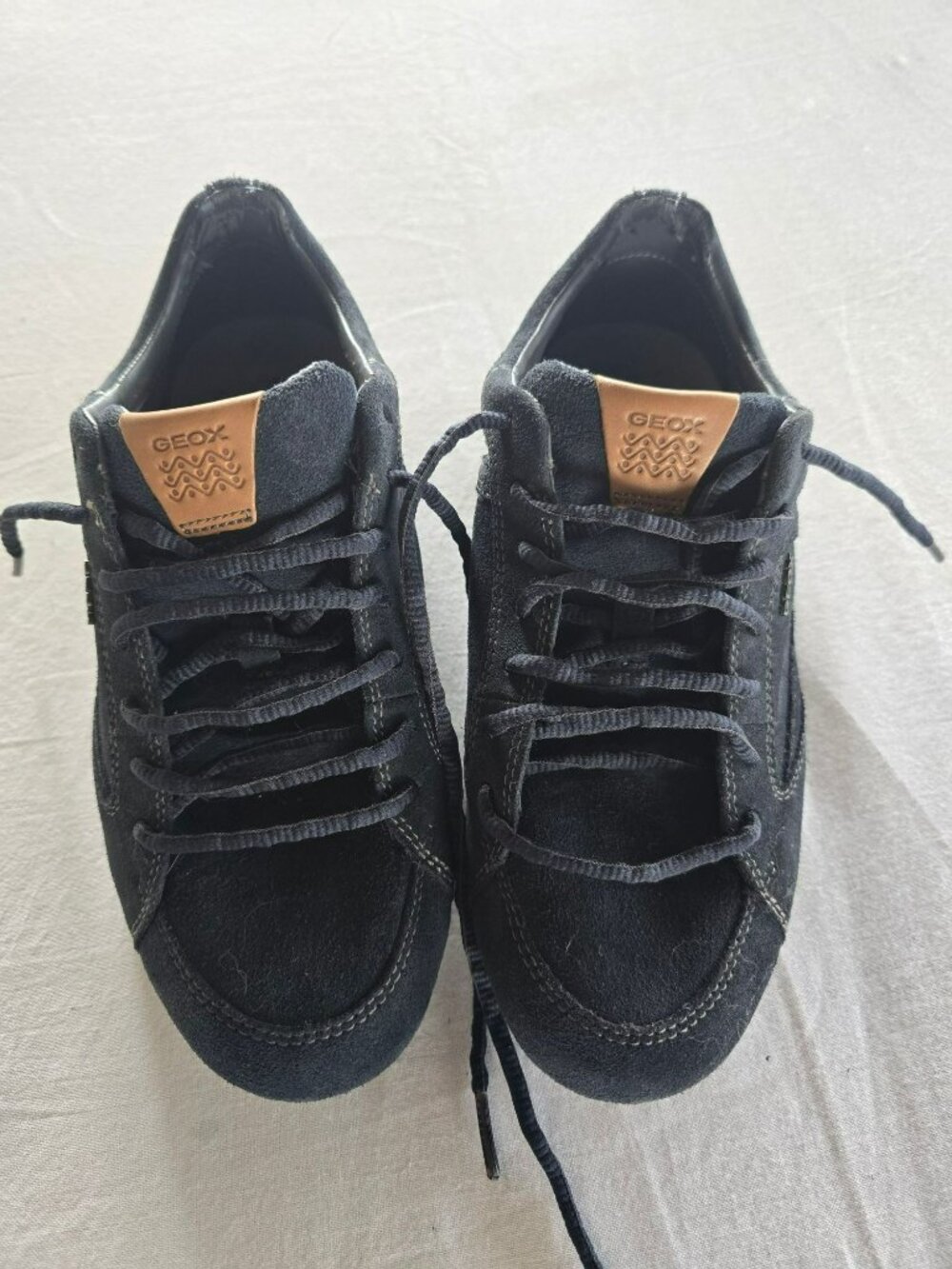 Geox Respira Athleisure Walking Comfy Snake Sneakers Suede Breathable Womens 7